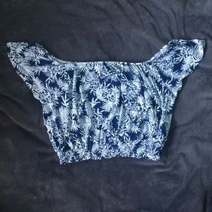 H&M off-the shoulder crop top